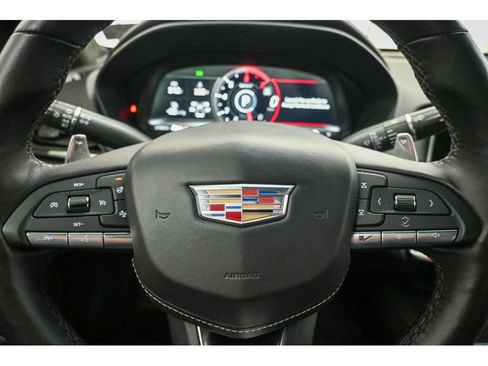 Used 2023 Cadillac CT4 V w/ LPO, ONYX Package image 35