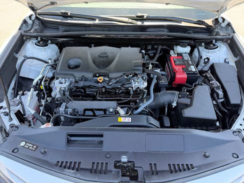 Used 2023 Toyota Camry SE w/ Cold Weather Package FWD image 30