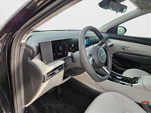 New 2026 Hyundai Tucson SEL image 3