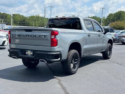 Used 2024 Chevrolet Silverado 1500 Custom Trail Boss AWD/4WD image 3