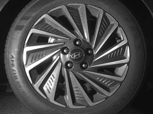 Used 2025 Hyundai Sonata SEL FWD image 15