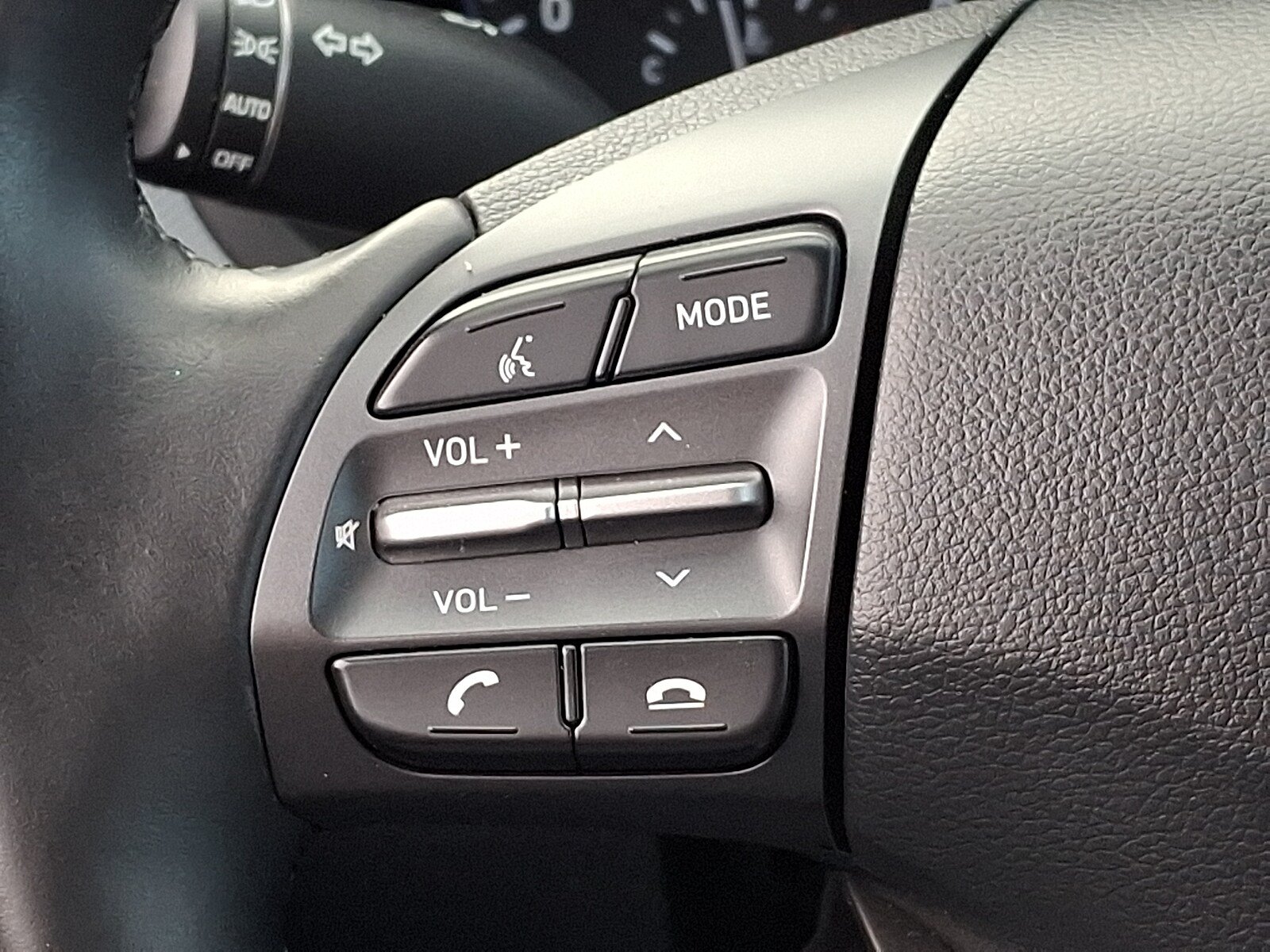 Used 2018 Hyundai Kona SEL AWD/4WD image 21