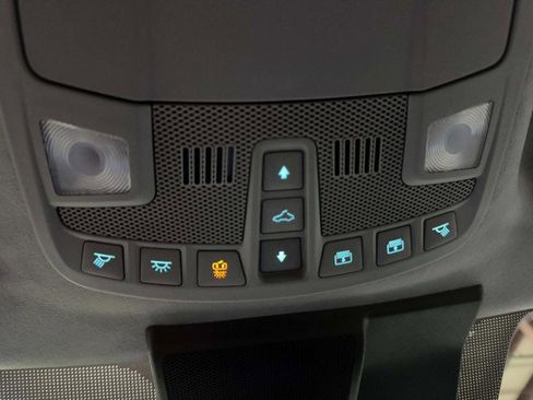 Used 2022 Ford F250 Limited w/ FX4 Off-Road Package image 38