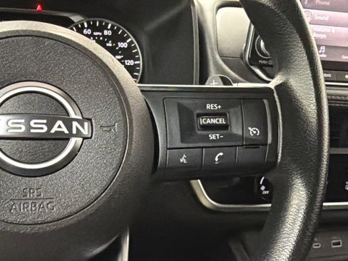Used 2023 Nissan Rogue S AWD/4WD image 23