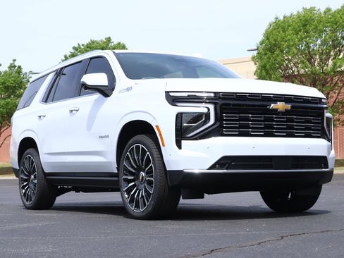 New 2026 Chevrolet Tahoe High Country AWD/4WD image 1