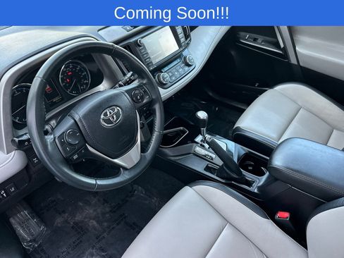 Used 2018 Toyota RAV4 Limited w/ Advanced Technology Package AWD/4WD image 10
