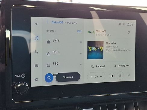 Used 2025 Toyota Corolla SE image 17