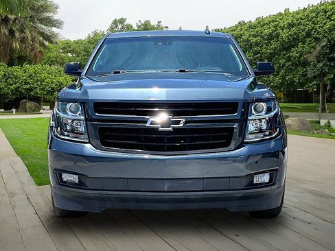 Used 2019 Chevrolet Suburban Premier w/ RST 6.2L Performance Edition RWD image 6