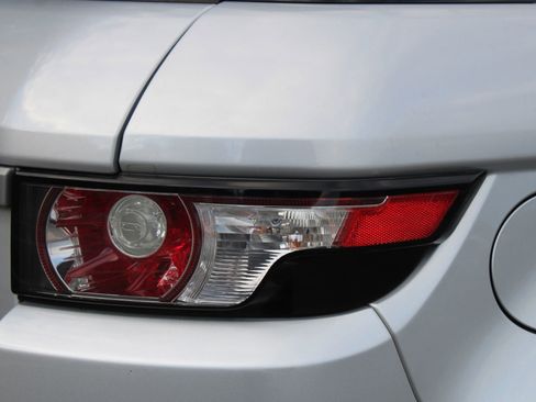 Used 2015 Land Rover Range Rover Evoque Pure Plus image 47