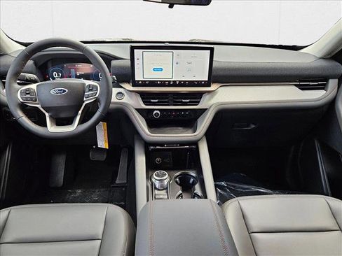 New 2025 Ford Explorer Active w/ Active Comfort Package image 15