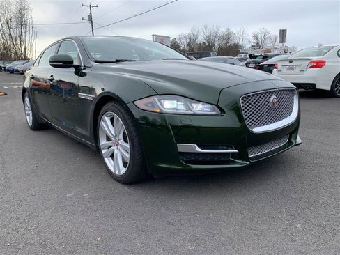 Used 2016 Jaguar XJ L Portfolio image 2