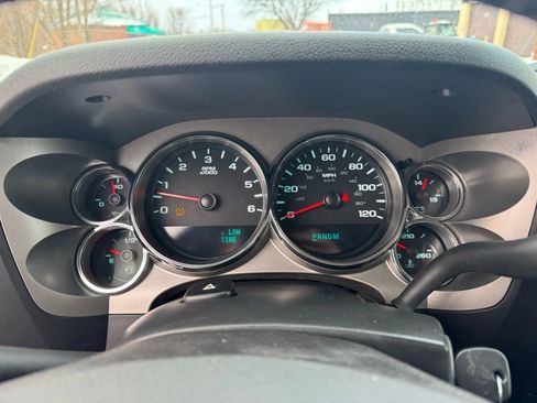 Used 2010 Chevrolet Silverado 1500 LT w/ Power Pack Plus image 13