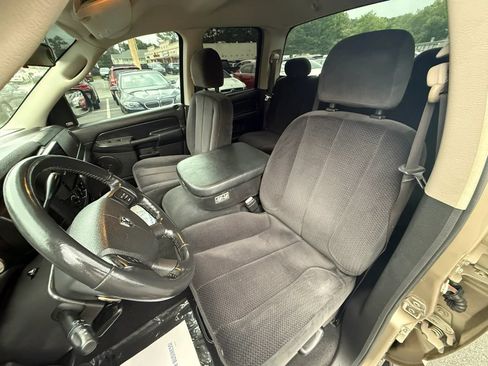 Used 2004 Dodge Ram 1500 Truck SLT w/ Quad Cab Value Group RWD image 16