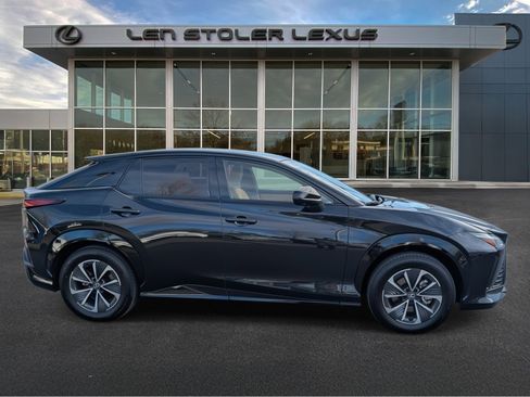 Certified 2025 Lexus RZ 450e image 2