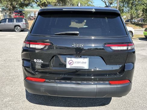 New 2025 Jeep Grand Cherokee L Altitude AWD/4WD image 7