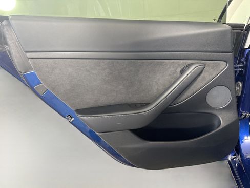 Used 2021 Tesla Model 3 Standard Range Plus image 25