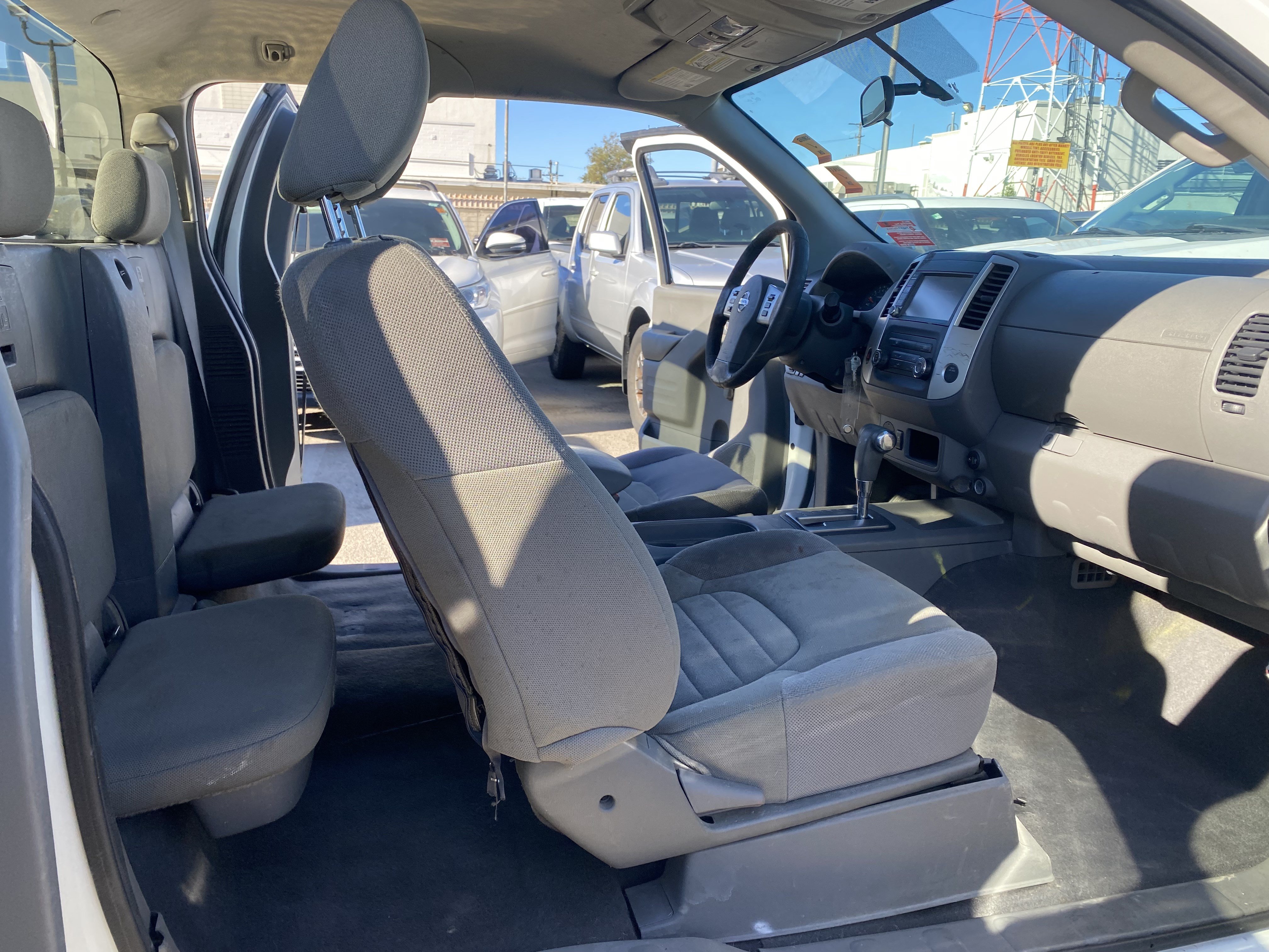 Used 2019 Nissan Frontier S RWD image 18