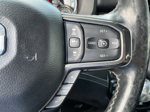 Used 2019 RAM 1500 Limited image 12