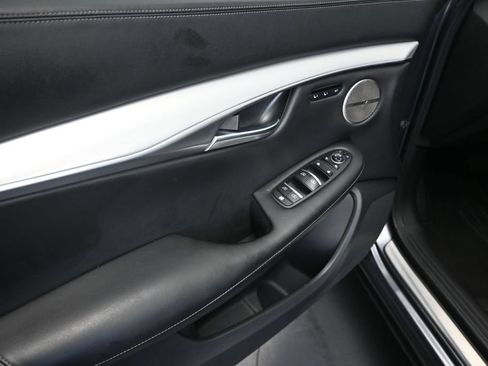 Certified 2022 INFINITI QX50 Essential FWD image 11