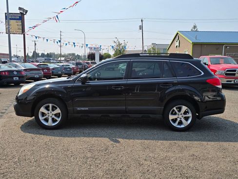 Used 2014 Subaru Outback 2.5i Limited AWD/4WD image 4