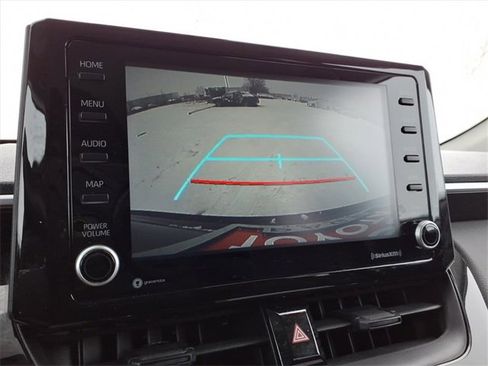 Certified 2022 Toyota Corolla Cross LE image 19