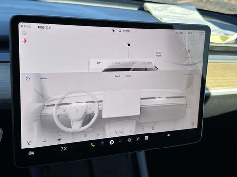 Used 2022 Tesla Model Y Long Range image 5