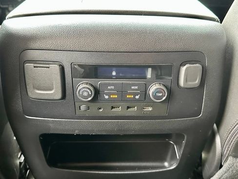 Used 2018 GMC Yukon SLT w/ Open Road Package RWD image 20