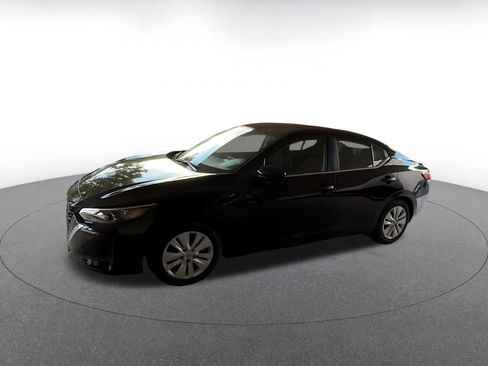 Used 2025 Nissan Sentra S image 8
