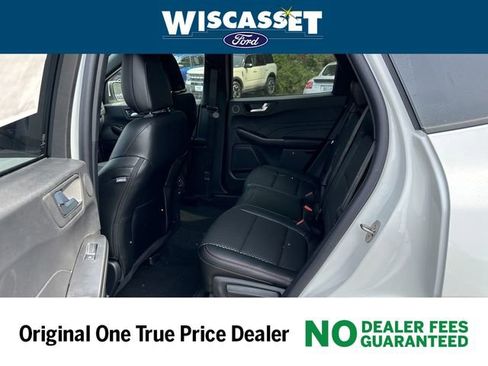 Used 2024 Ford Escape ST-Line Select w/ Tech Pack #2 image 5
