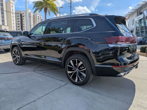 New 2026 Volkswagen Atlas SEL Premium R-Line AWD/4WD image 6