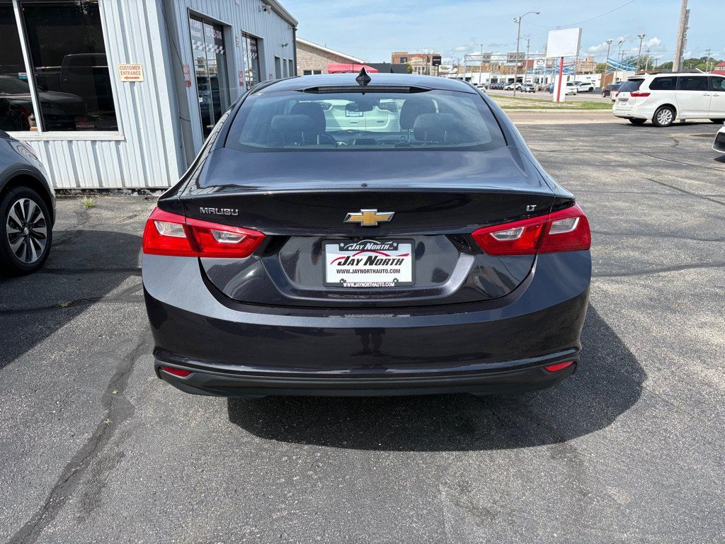 Used 2023 Chevrolet Malibu LT FWD image 4
