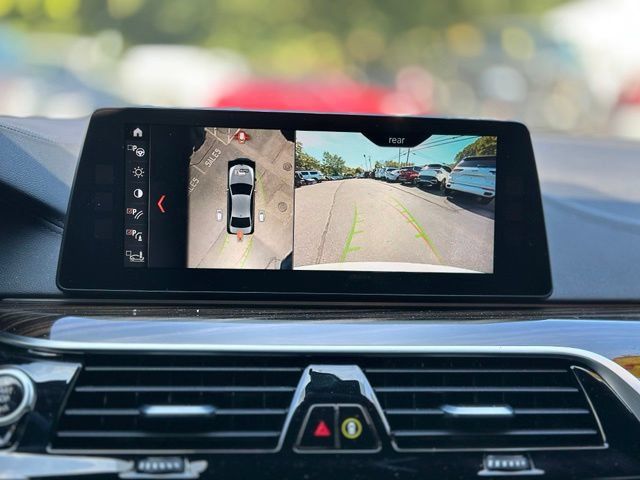 Used 2017 BMW 540i xDrive AWD/4WD image 15