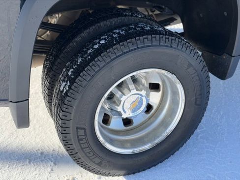 Used 2024 Chevrolet Silverado 3500 High Country image 17