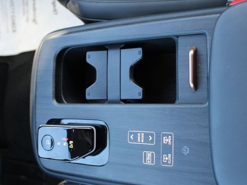 Certified 2024 Nissan Ariya FWD image 20