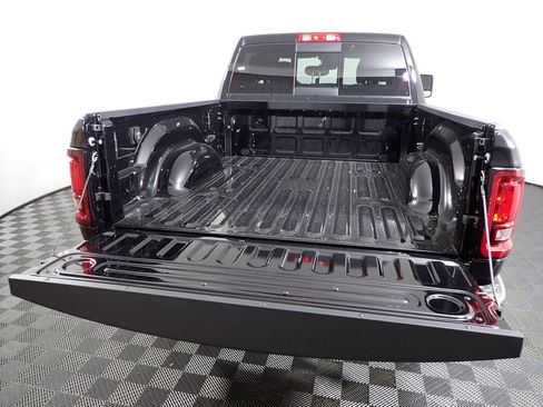 New 2026 RAM 2500 Tradesman AWD/4WD image 18