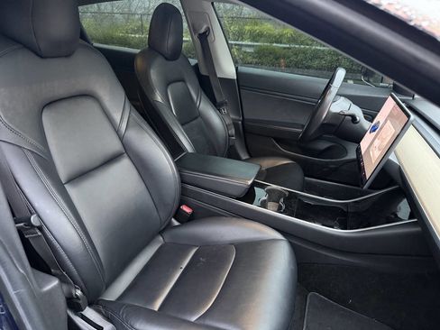 Used 2018 Tesla Model 3 Long Range image 15