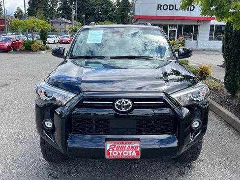 Certified 2022 Toyota 4Runner SR5 Premium w/ Moonroof Package AWD/4WD image 5