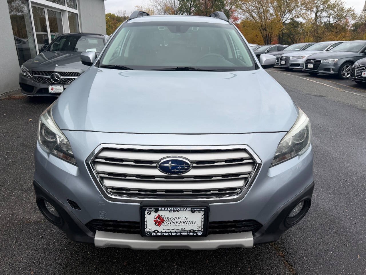 Used 2017 Subaru Outback 2.5i Limited AWD/4WD image 2