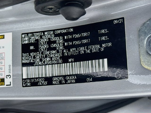 Certified 2022 Toyota 4Runner SR5 AWD/4WD image 33