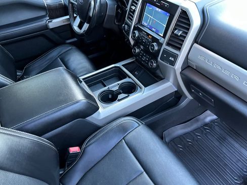 Used 2021 Ford F250 Lariat image 15