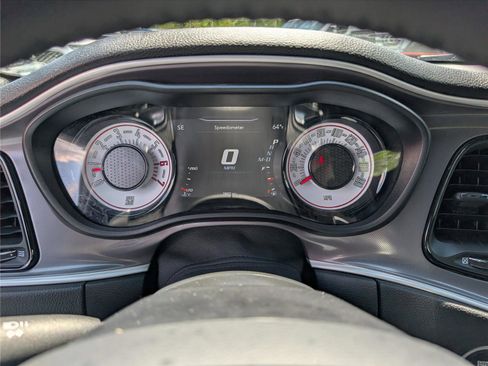 Used 2022 Dodge Challenger R/T Scat Pack RWD image 26