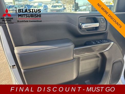 Used 2022 GMC Sierra 3500 AT4 w/ Gooseneck/5TH Wheel Package image 17