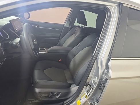 Used 2023 Toyota Camry LE image 16