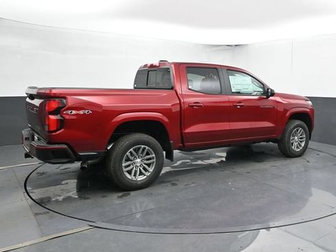 New 2026 Chevrolet Colorado LT w/ LT Convenience Package AWD/4WD image 2