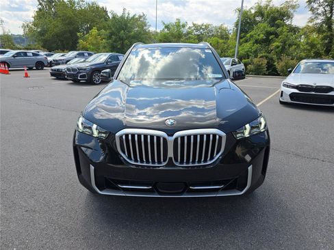 Certified 2026 BMW X5 xDrive40i w/ Climate Comfort Package AWD/4WD image 10