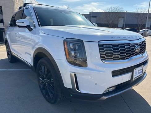 Used 2021 Kia Telluride SX w/ SX Prestige Package image 2