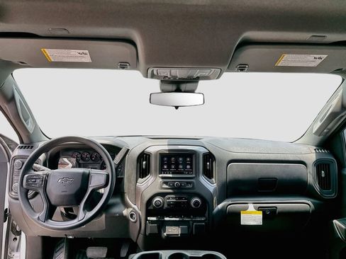 Used 2024 Chevrolet Silverado 1500 Custom Trail Boss w/ Turbomax Blackout Package AWD/4WD image 20