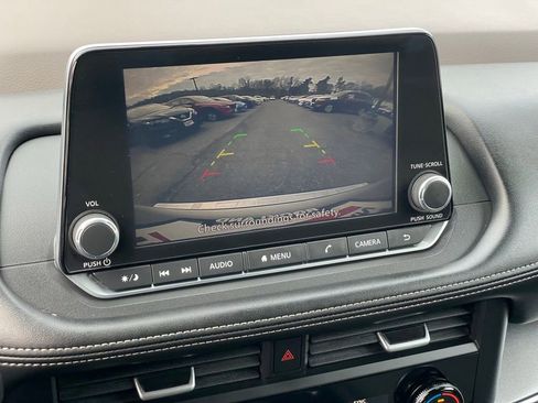 Certified 2023 Nissan Rogue SV AWD/4WD image 23