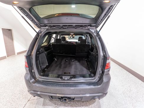 Used 2023 Dodge Durango AWD image 29