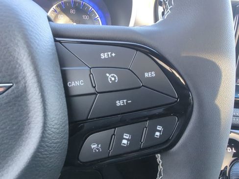 New 2026 Chrysler Pacifica Select w/ S Appearance Package image 34